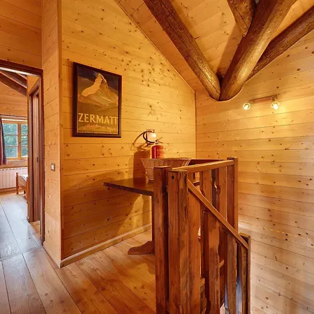 Mountain Hut 'la Fraccia' *