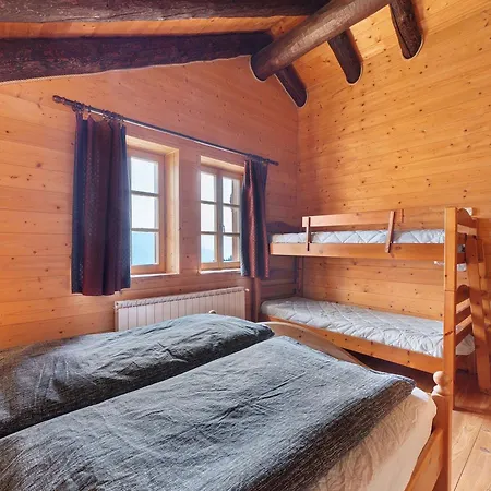 Mountain Hut 'la Fraccia' * Trasquera