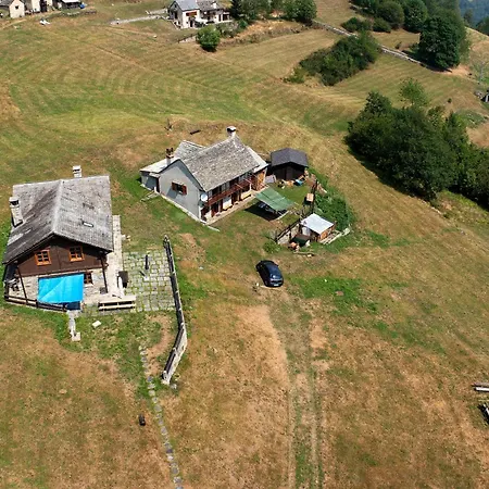 Chalet Mountain Hut 'la Fraccia' *